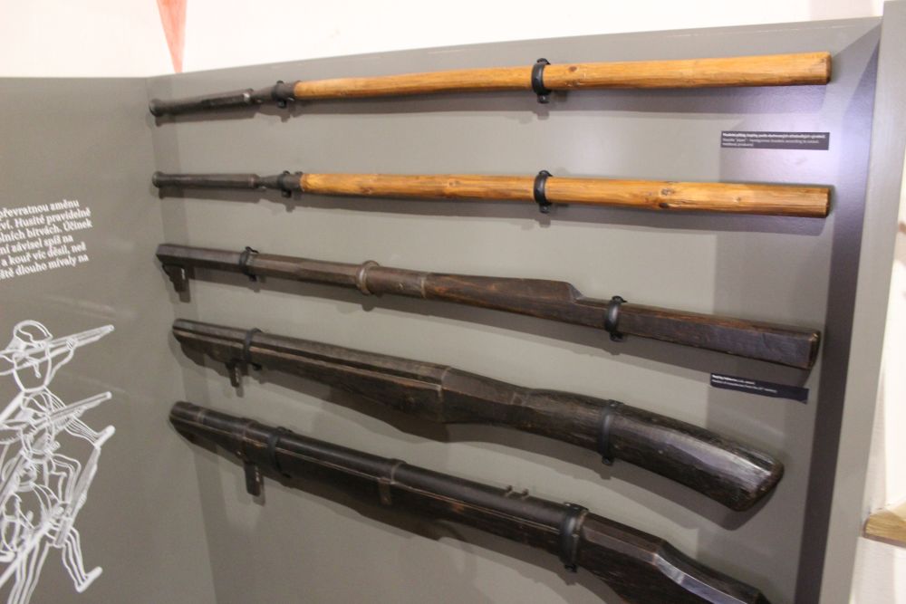 (4ページ目) 『乙女戦争』作者対談チェコで日本の漫画が愛されるワケ（前編） ふたまん＋